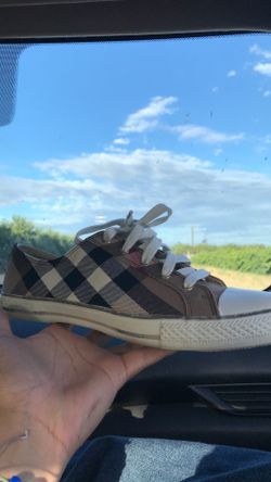 Size 10 Burberry Shoes