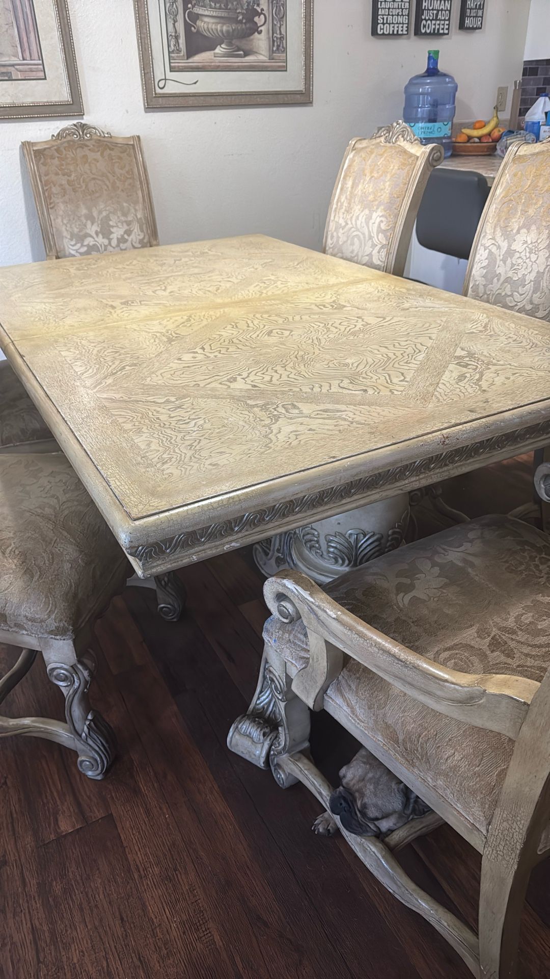 beautiful dining room