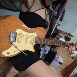 Godin SDxt Electric Guitar