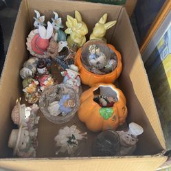$10 Box of holiday decor!