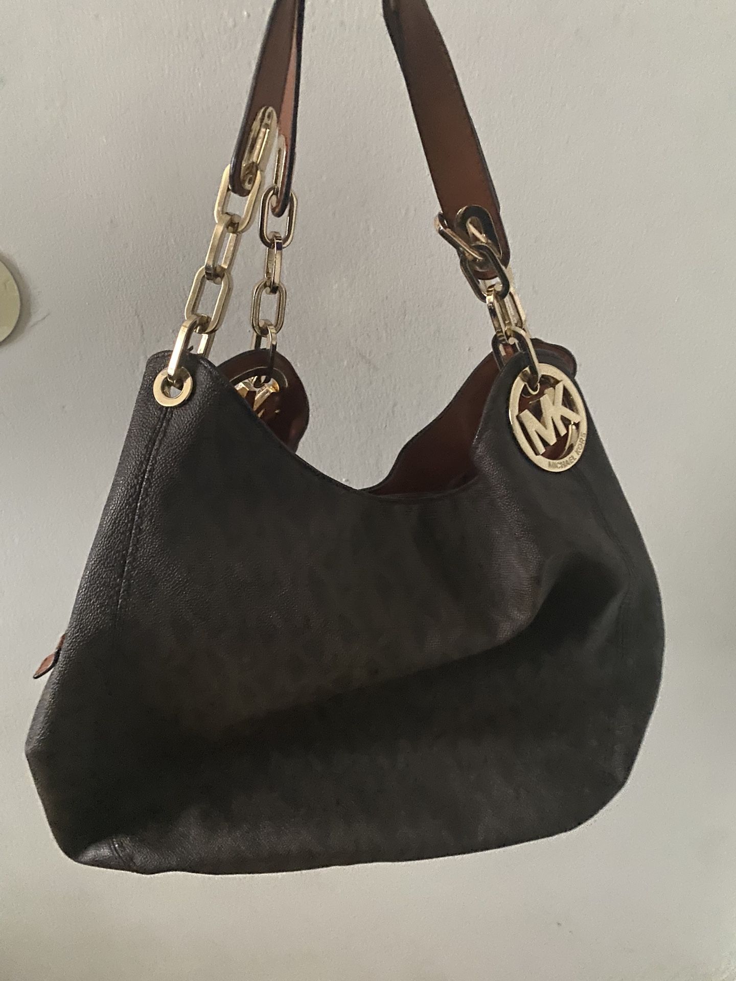 Michael Kors  Lillie Large Logo Shoulder Bag