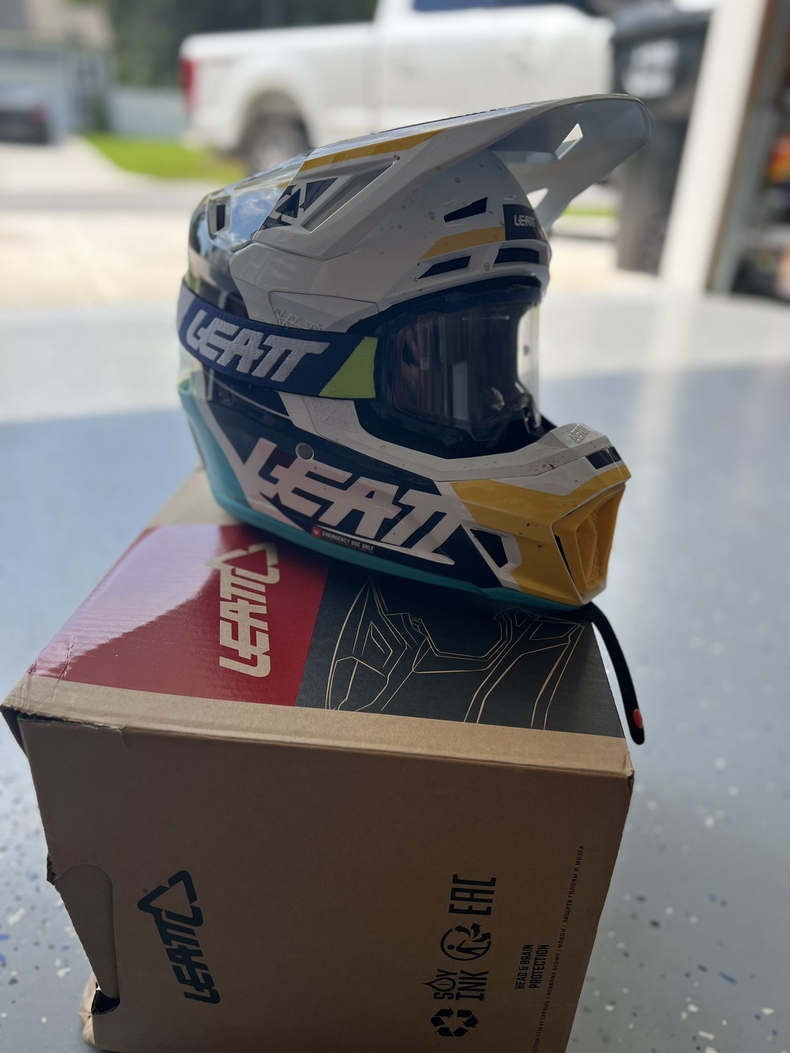 Leatt 7.5 Motocross Helmet 