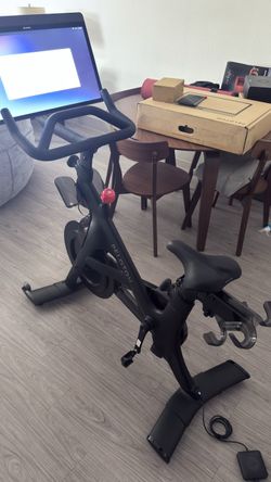 2025 Peloton Bike Plus Works Well with 201-500 Rides - Dallas, TX