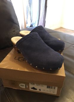 Royal Blue Clark Uggs Size 6