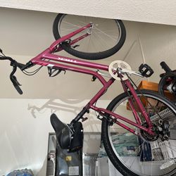 Woman’s Trek Bike 