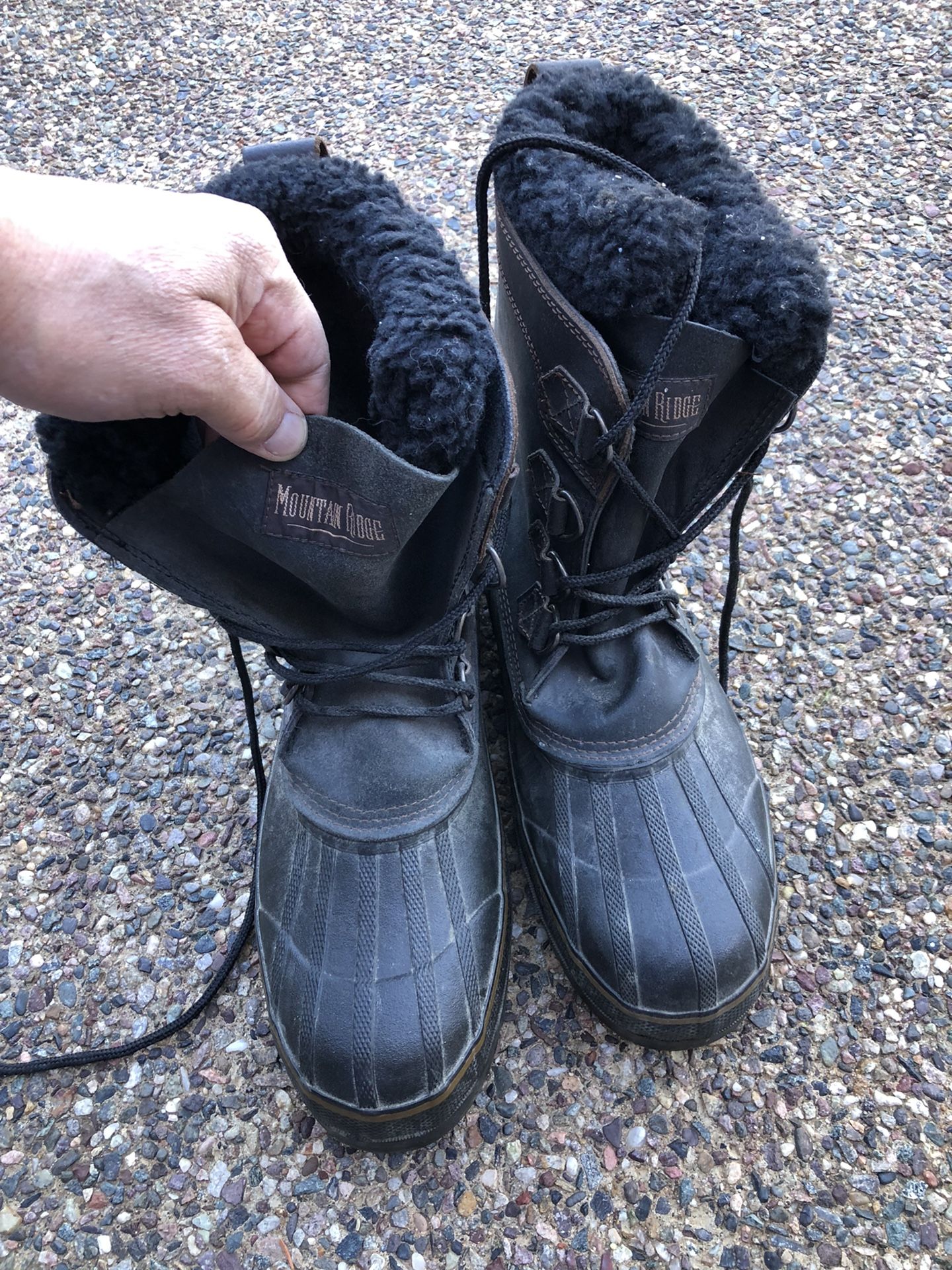 Mountain Ridge Snow Boots Size 13