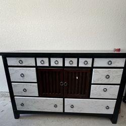 Solid Wood Dresser 