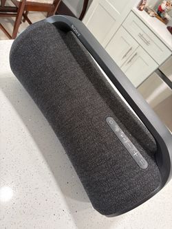 Sony XG500 portable speaker