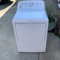 GE Gas Dryer Works Good
