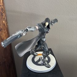 Reaper Statue from Overwatch