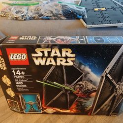 Lego Star Wars TIE Fighter (75095) - Rare, Retired