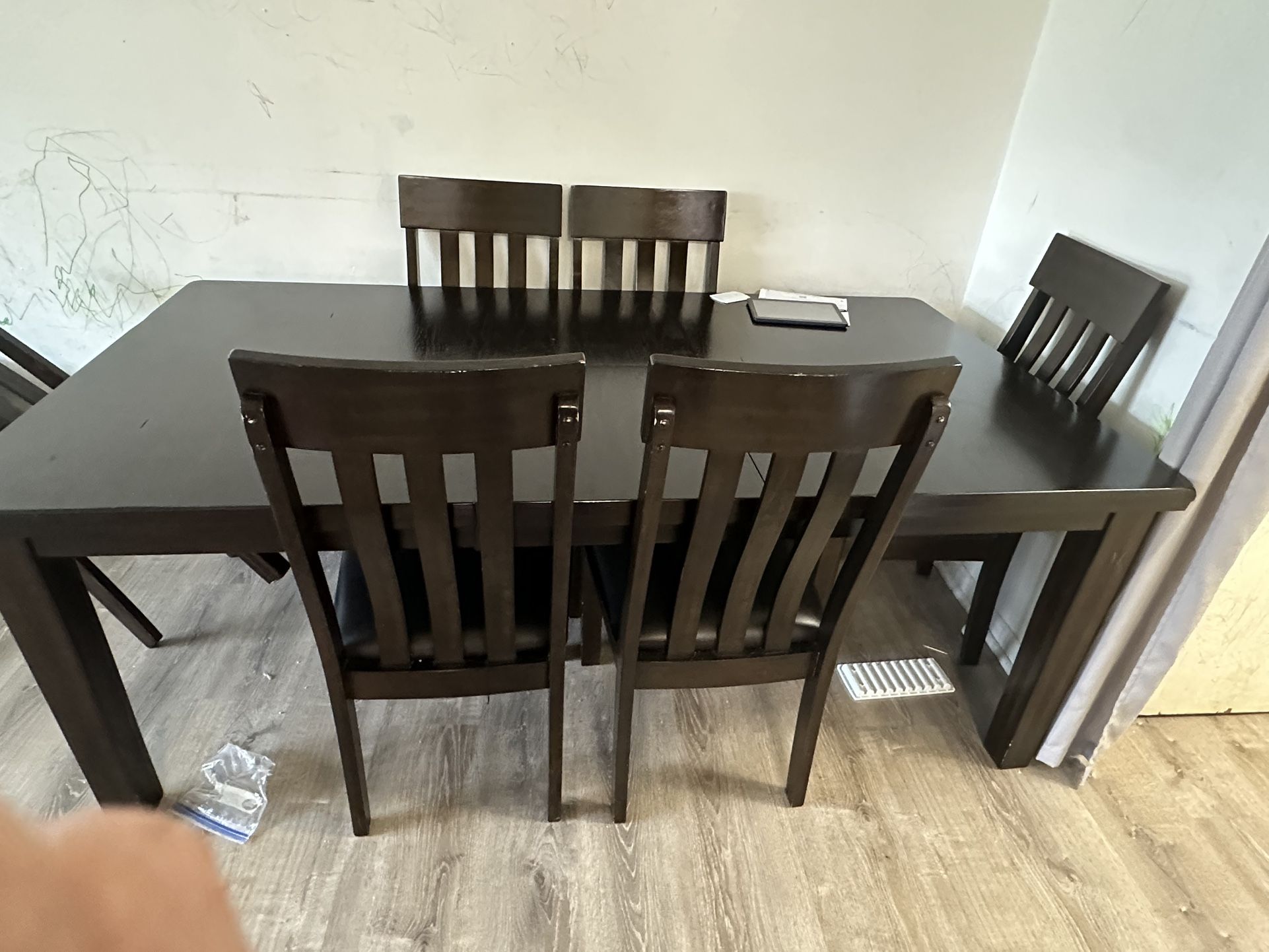 Table With 6 Chair