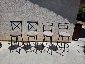4 Metal Swivel Bar Stools
