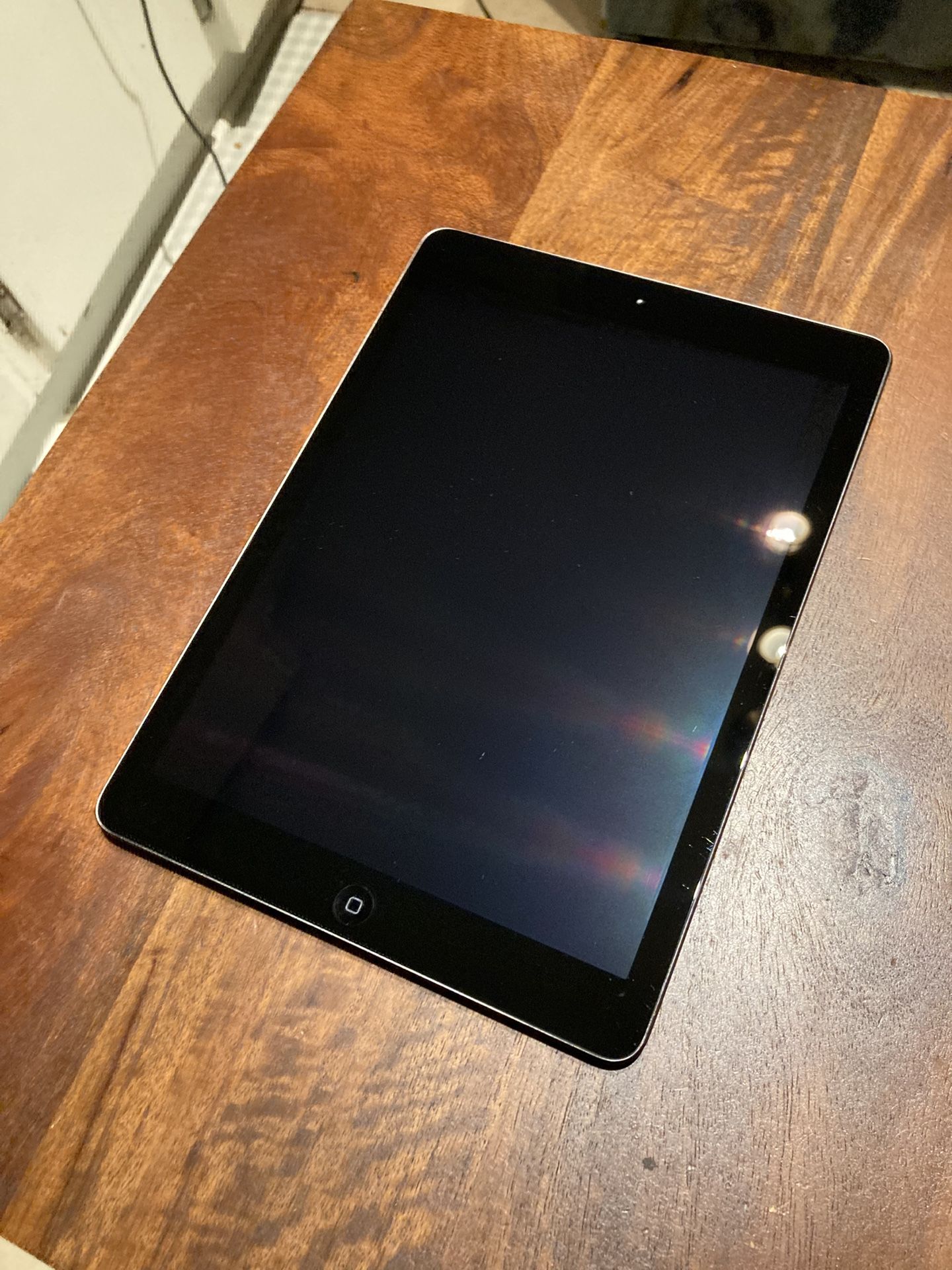 Apple iPad Air Fully Unlocked 