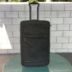 Tumi Alpha Carry On Ballistic Nylon 22" 2 Wheeled Expandable Black Luggage
