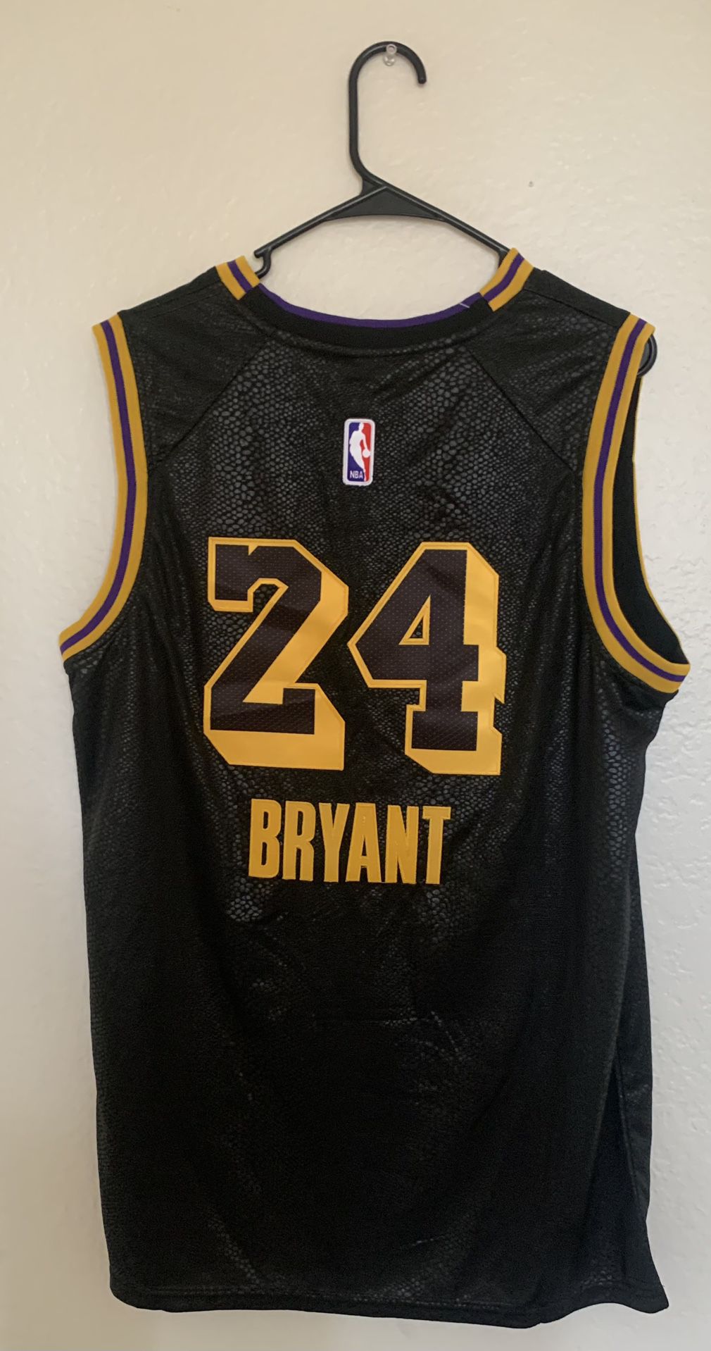 Kobe Bryant purple Lakers adidas Jersey 2xl for Sale in Hacienda Heights,  CA - OfferUp