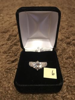 Women's 925 sterling silver white sapphire cz diamond wedding engagement ring size/6