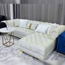 New Yaz Luxury Sectional And Free Delivery 