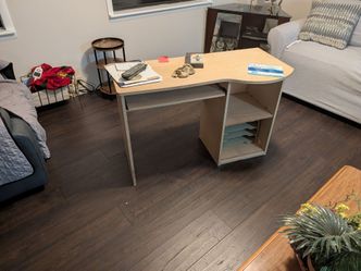 Computer desk