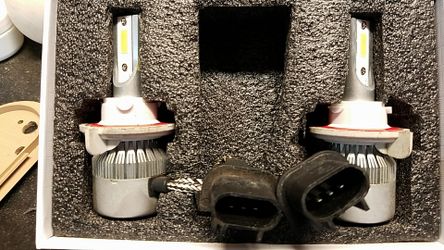 Lasfit Lee Headlights