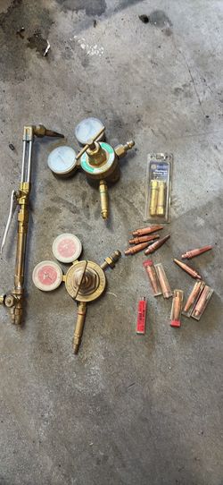Oxyacetylene gear