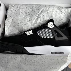 Air Jordan 4 Retro White Thunder Size 12