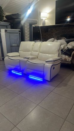 New Electric Recliner Loveseat