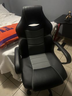brand new gaming chair 