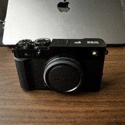 Fujifilmn X-E5 (Body only)