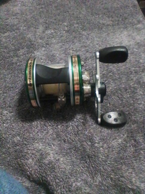 Abu Garcia Ambassadeur 5001-C, LEFT HANDED Fishing Reel - REEL WORKS GREAT.