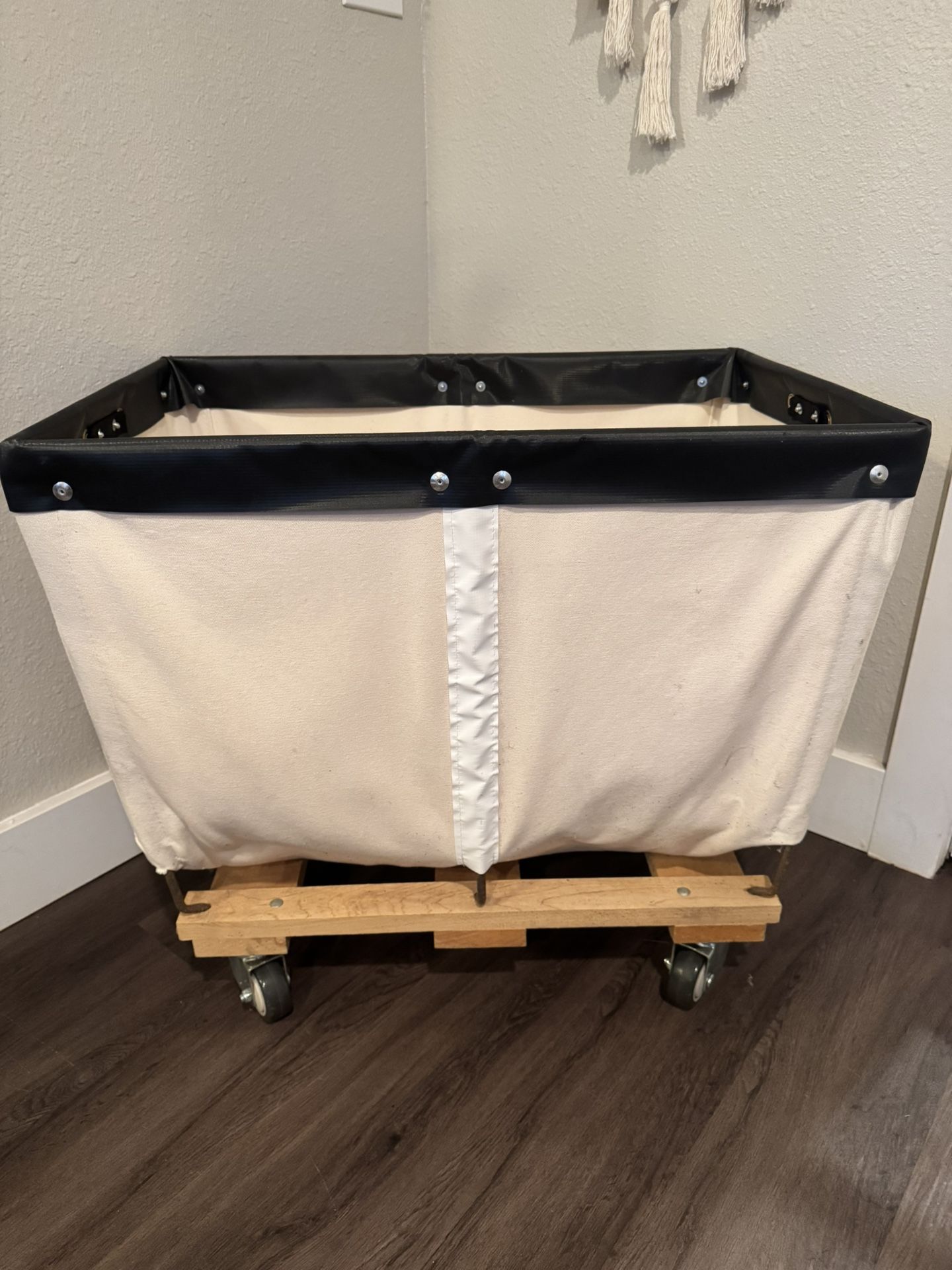 ULINE Canvas Basket Truck