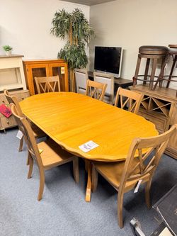 Oak Dining Table with 6 Chairs