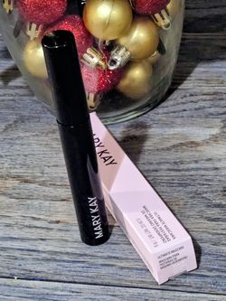 Mary Kay Ultimate Black Mascara 