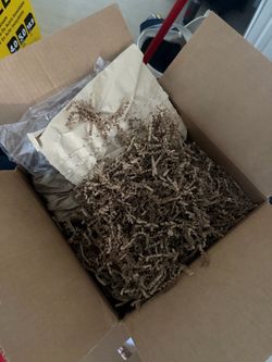 Shredded packing paper