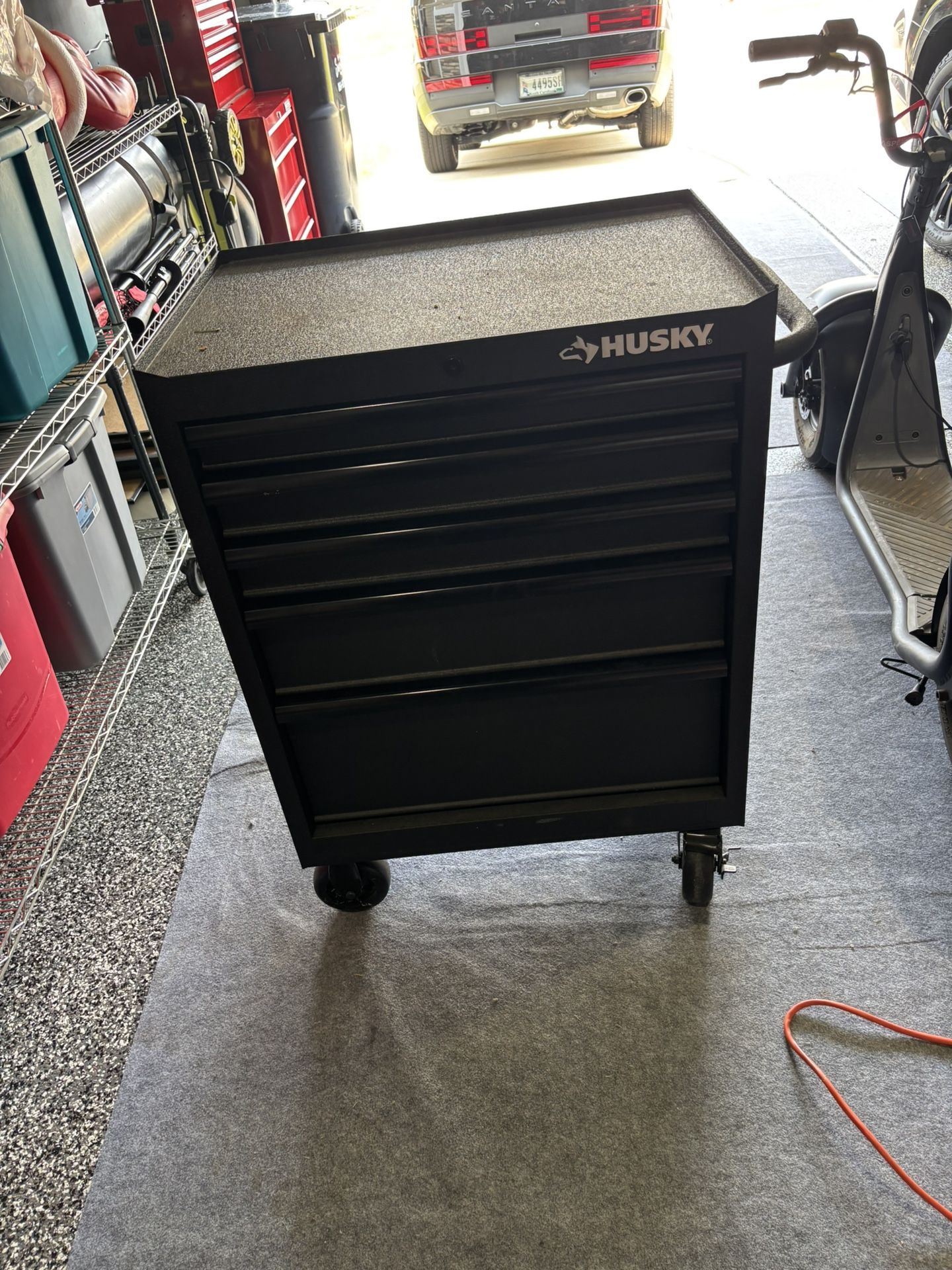 Husky rolling 4 Drawer Tool Box