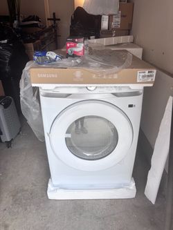 Samsung Electric Dryer (Brand New w/ Original Packaging)