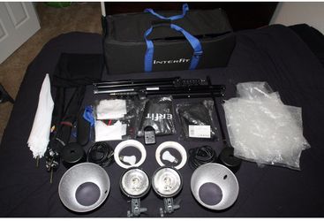 Photography strobe, light kit