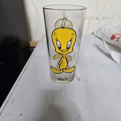 Pepsi 1973 Vintage Tweety Bird Glass