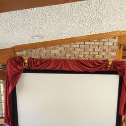 Rigid DELITE Projector Screen 92x55"