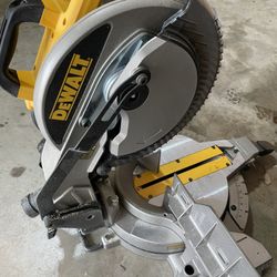 Dewalt 10 Inch Mitre Saw - DW713