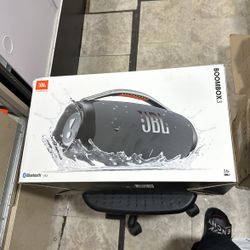 JBL Boombox 3 Portable Bluetooth Waterproof Speaker (Black) Brand New 