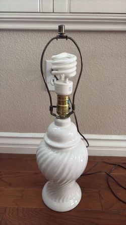 Table or nightstand lamp (bulb included)