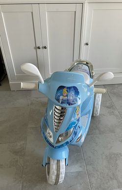 Cinderella scooter