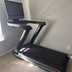 Peloton-Treadmill