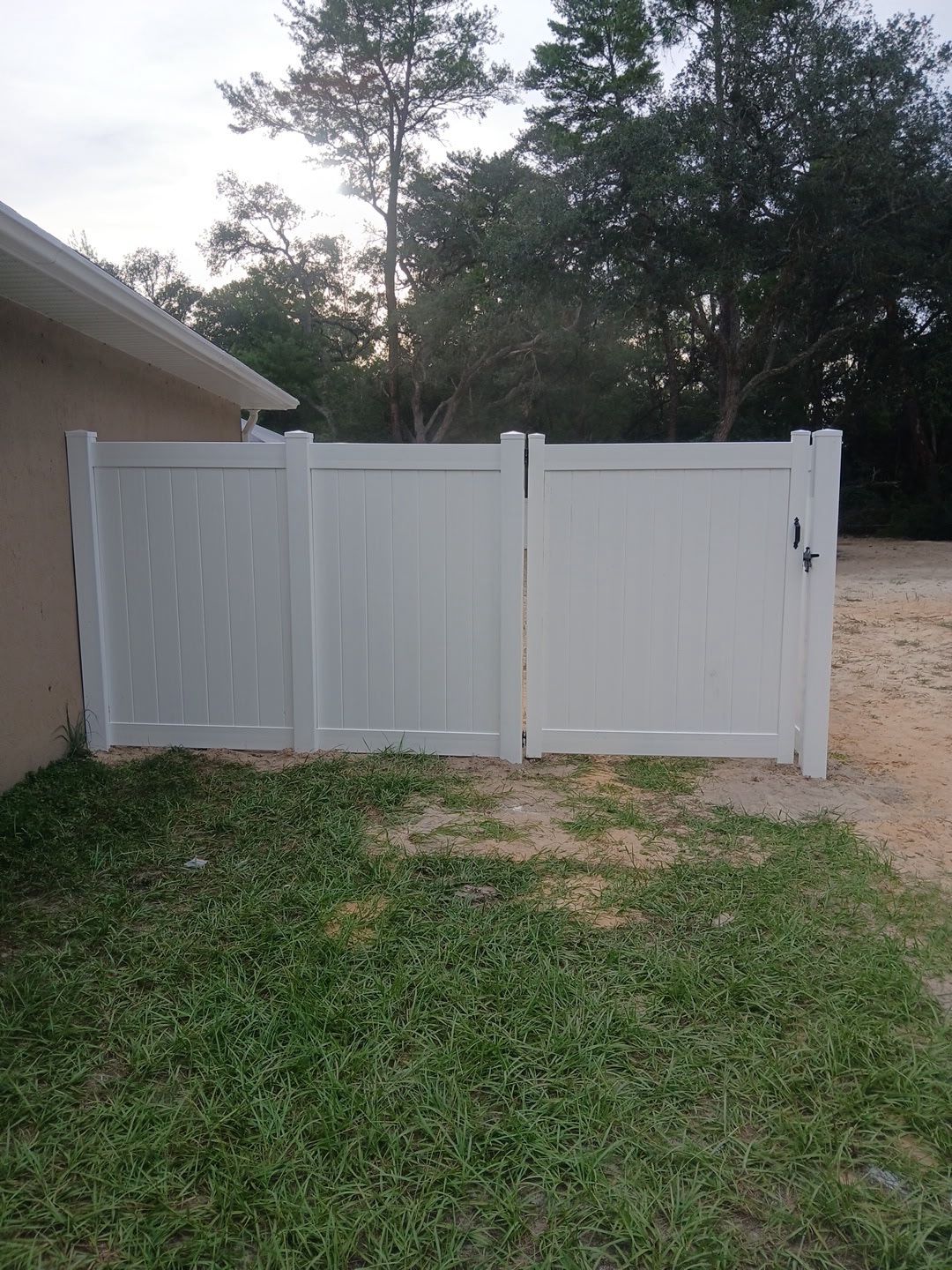 American Vinyl / PVC Fence Materials