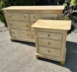 Dresser & Nightstand DELIVERY AVAILABLE