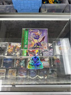 Spyro the dragon PS1 $35 Gamehogs 11am-7pm
