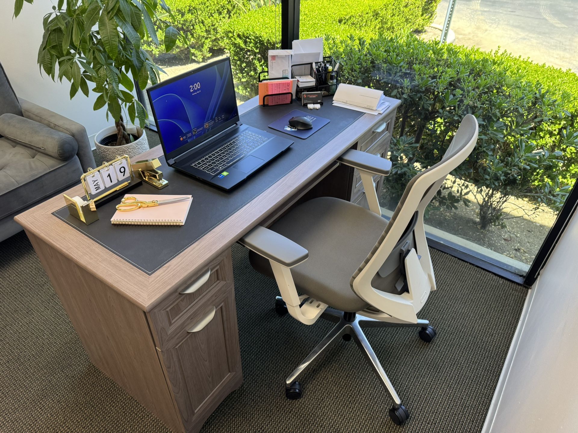 Office Furniture ✅( 4 items )✅