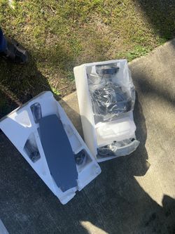 🥵 Hot Here’s Brand New Ceiling Fan In Box 📦 Good 👍