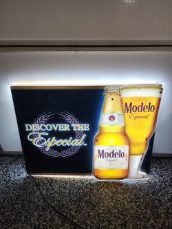 Modelo Beer Light up LED Sign